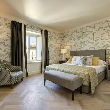 Hotel Rocco Savoy