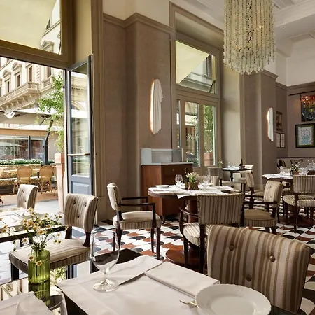 Rocco Savoy Szálloda 5*