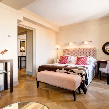 Rocco Savoy Florencia
