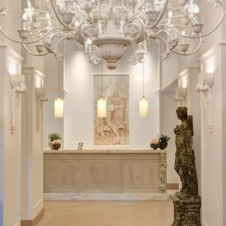 Rocco Savoy Hotell Florens