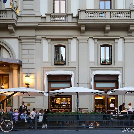 Hotell Rocco Savoy 5*